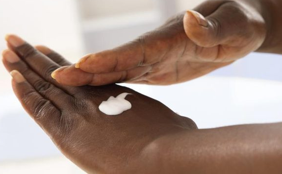 NAFDAC warns: Skin whitening products can cause kidney failure | TheCable.ng