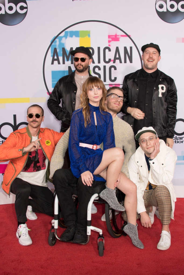 American Music Awardsrs_684x1024-171119174342-634portugal-and-the-man-ama