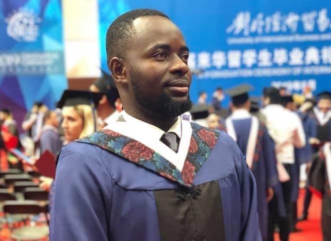 Peter Eze, outstanding student in Chinese university