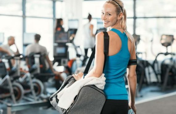 must-have items you should keep in your gym bag