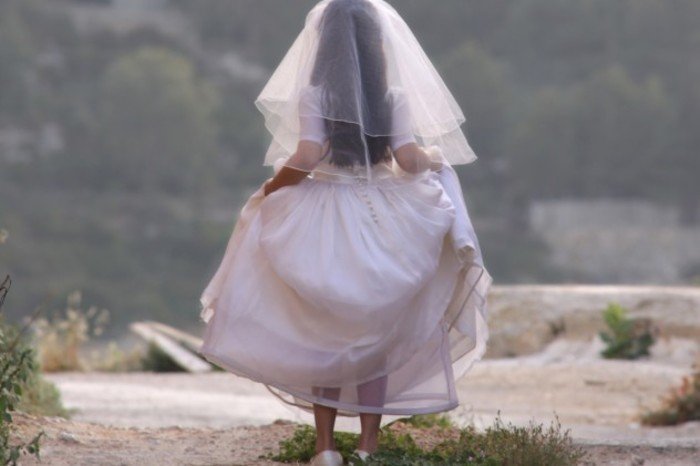 Saudi Arabia bans under 18 marriage