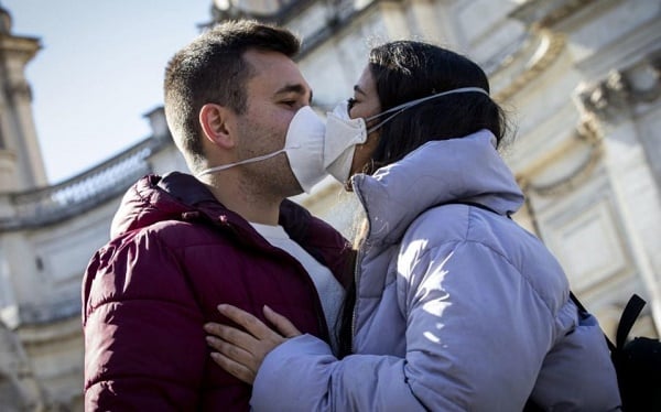 Coronavirus fears prompt Italy to ban kisses, handshakes