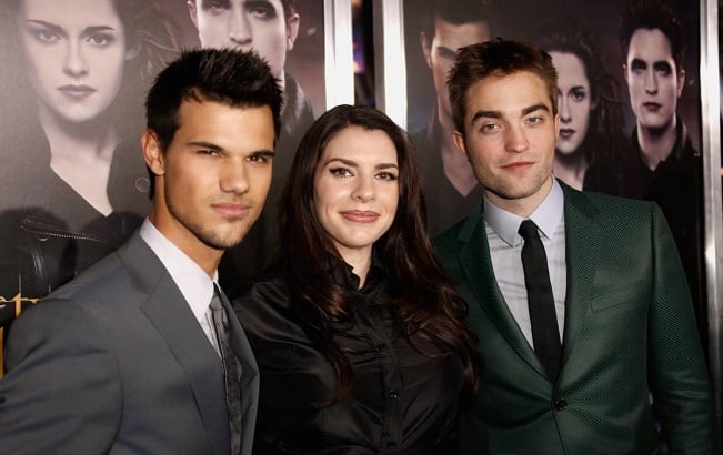 ‘Twilight’ author announces release date for 'Midnight Sun'