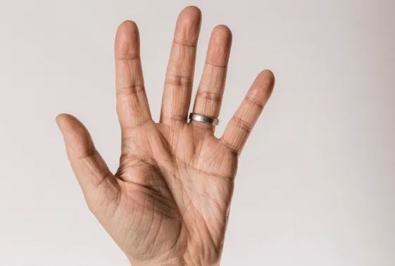 Men with longer ring fingers are at lower risk of dying from COVID-19, study claims