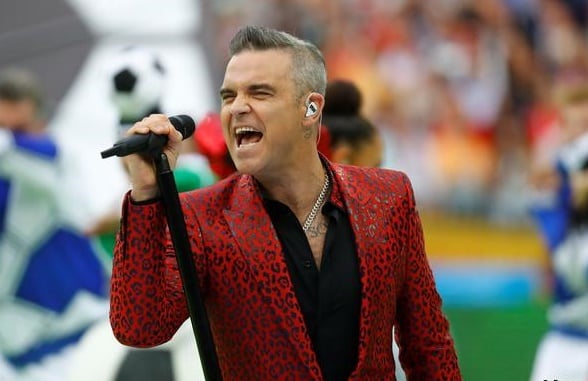 Robbie Williams 'tests positive for COVID-19'