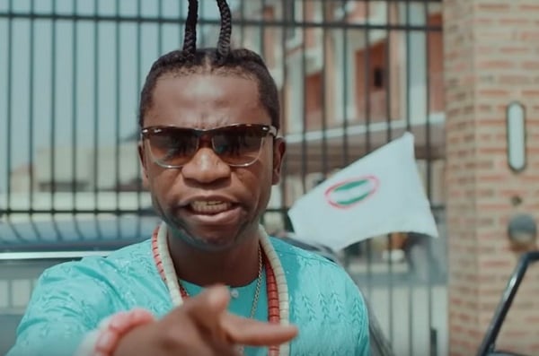 TRENDING VIDEO: Speed Darlington cries out over 'looting' of his car at Lagos port