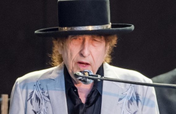 Bob Dylan, US Nobel laureate, sued for 'sexually abusing' 12-year-old girl in 1965
