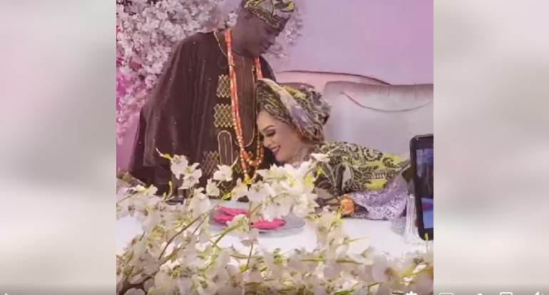 VIDEO: Kwam 1 weds Emmanuella Ropo in Ogun