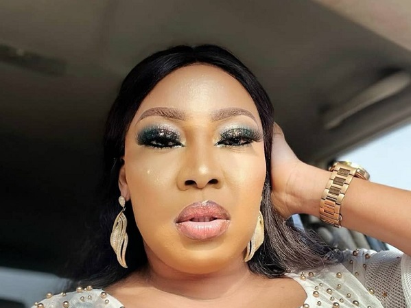Nollywood's Bimpe Akintunde, daughter escape 'bandits attack' on Lagos-Ibadan expressway