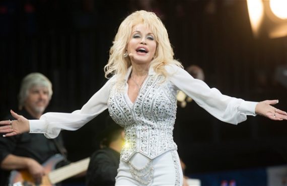 'I didn't insure my breasts' -- Dolly Parton finally clears air