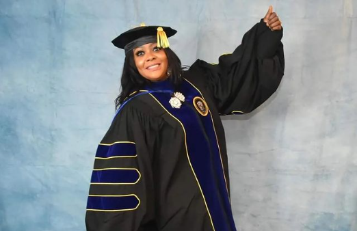 Helen Paul: I'm now a professor and HOD at US varsity