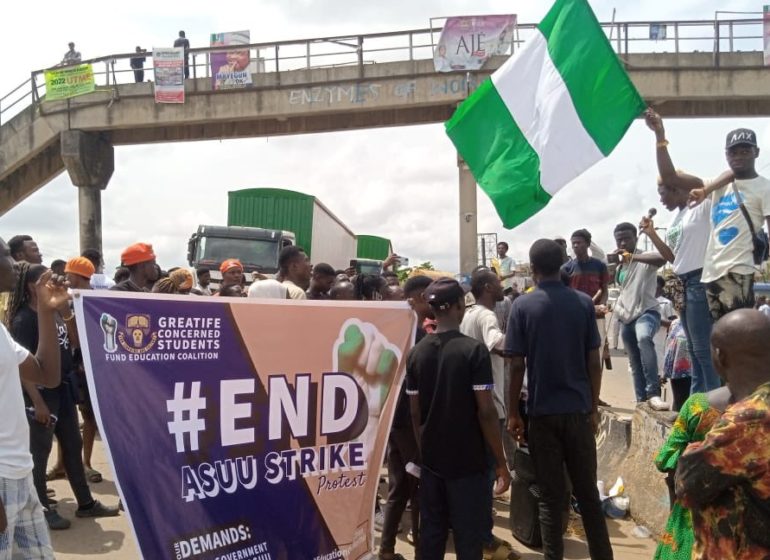ASUU strike: OAU students resume protest, block Ife-Ibadan road again
