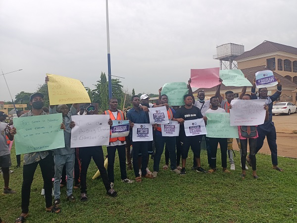 UNILORIN students protest over ASUU strike