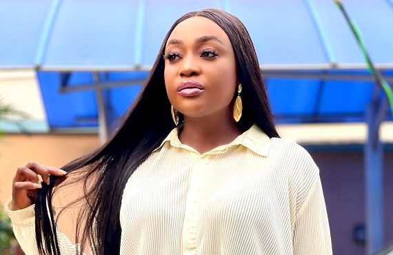 Lizzy Gold: I was attacked by robbers in Onitsha