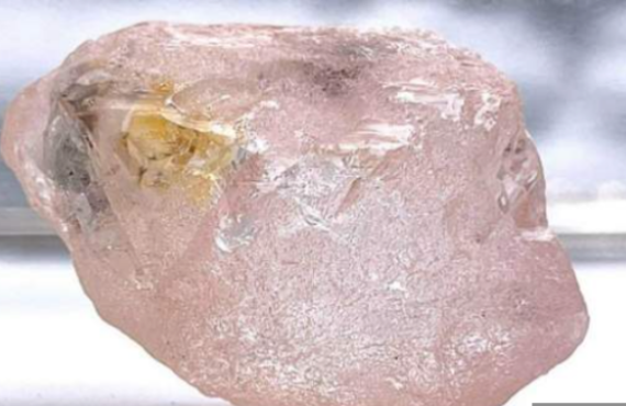World's 'largest diamond in 300 years' found in Angola