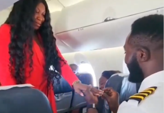 WATCH: Man disguises as pilot to propose to lover on board Ibom Air
