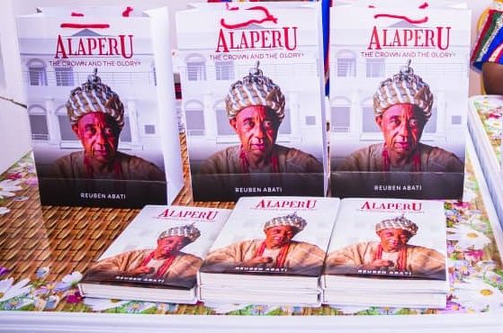 BOOK REVIEW: Alaperu -- the throne and the glory