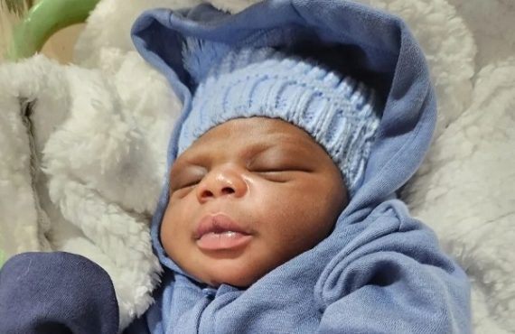 Sola Kosoko welcomes baby boy -- hours after celebrating birthday