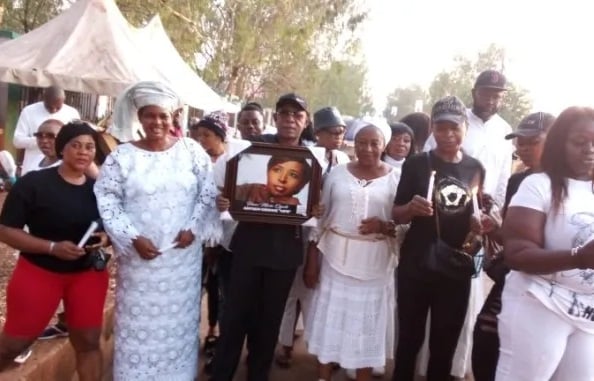 Patience Ozokwor, Nkem Owoh lead candle night procession for Peace Anyiam-Osigwe