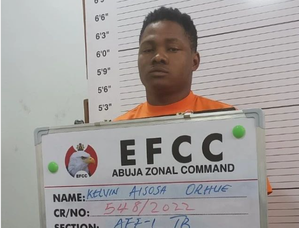Frederick Leonard reacts as EFCC arrests another impostor who defrauded woman of N104m