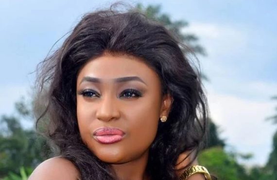 Lizzy Gold accuses maid of absconding with €1,000
