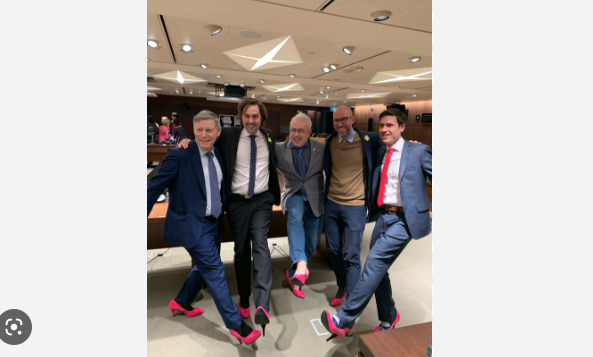 EXTRA: Male lawmakers in Canada wear heels to tackle violence against women