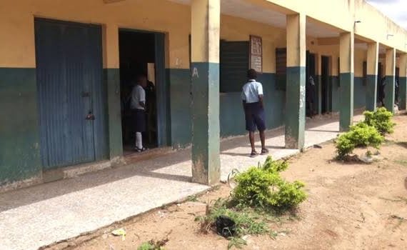 Ten students of Ogun school arrested for ‘beating up teacher’