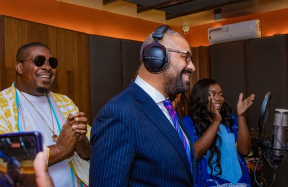 PHOTOS: UK foreign secretary James Cleverly visits Ogidi Studios in Lagos