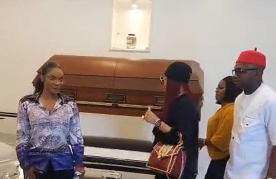 Iyabo Ojo, Tonto Dikeh get 'free casket' during shopping for Mohbad's burial