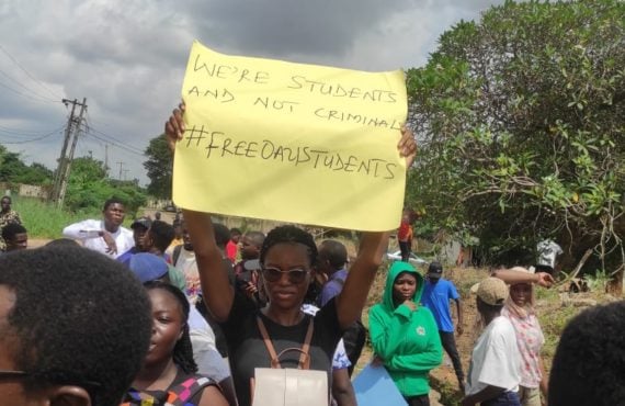 OAU students storm EFCC office to protest colleagues’ arrest