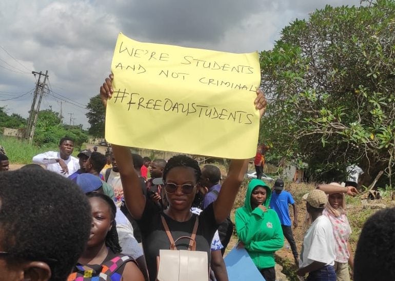 OAU students storm EFCC office to protest colleagues’ arrest