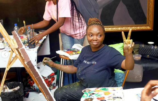 Lola Mewu completes 82-hour painting marathon to set new world record