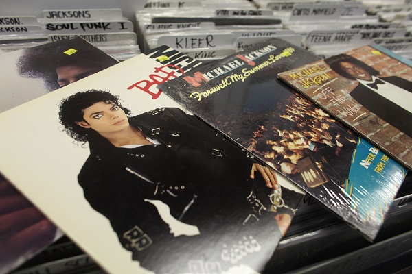 Michael Jackson's estate has reportedly sold half of the singer's publishing and recorded music catalogue to Sony.