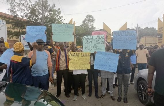 NASU, SSANU protest withheld salaries in UNILAG amid nationwide strike