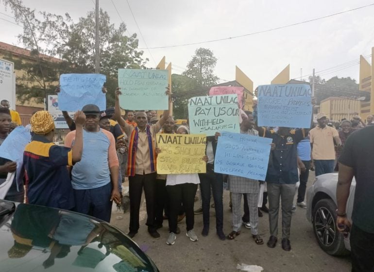 NASU, SSANU protest withheld salaries in UNILAG amid nationwide strike