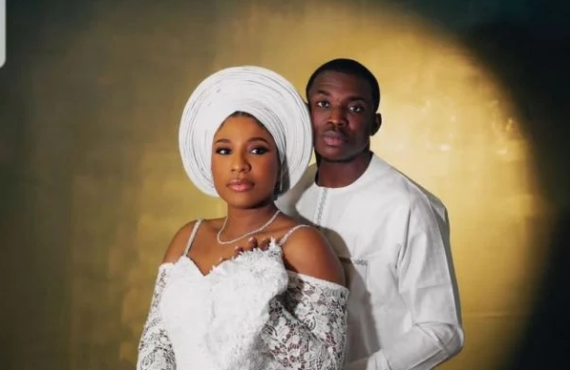 Gospel singer Theophilus Sunday set to wed Jamaican fiancee
