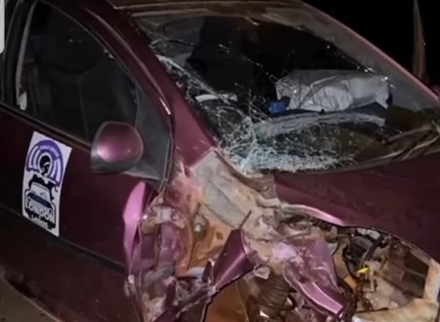 VIDEO: Lady driving from London to Lagos involves in car accident