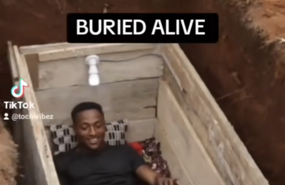 VIDEO: Nigerian skit maker buries self in casket for 24…