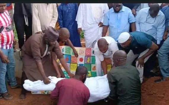 PHOTOS: Islamic singer Rukayat Gawat buried in Ogun