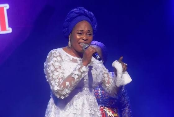 Tope Alabi