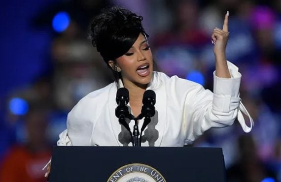 Broken teleprompter leaves Cardi B stalling on podium of pro-Harris…