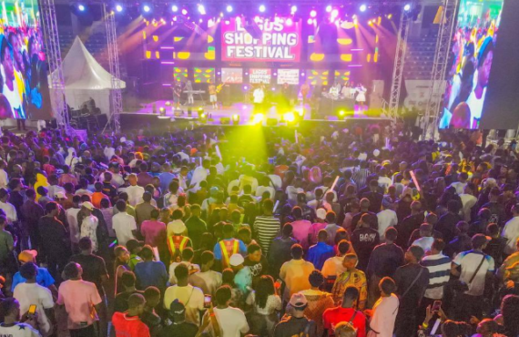 VIDEO: Lagos Shopping Festival ends with Young Jonn, Teni’s performances