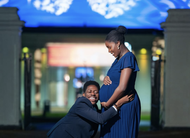 Moses Bliss, wife welcome first child