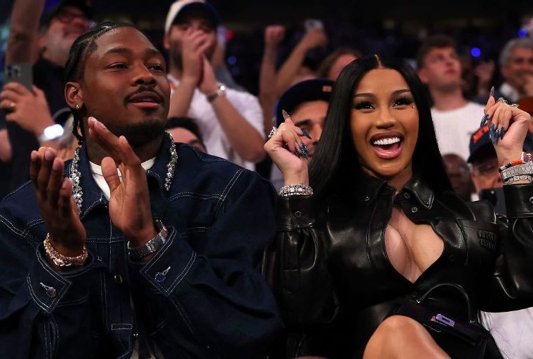 Cardi B, the US rapper, has announced that she is expecting a child with Stefon Diggs