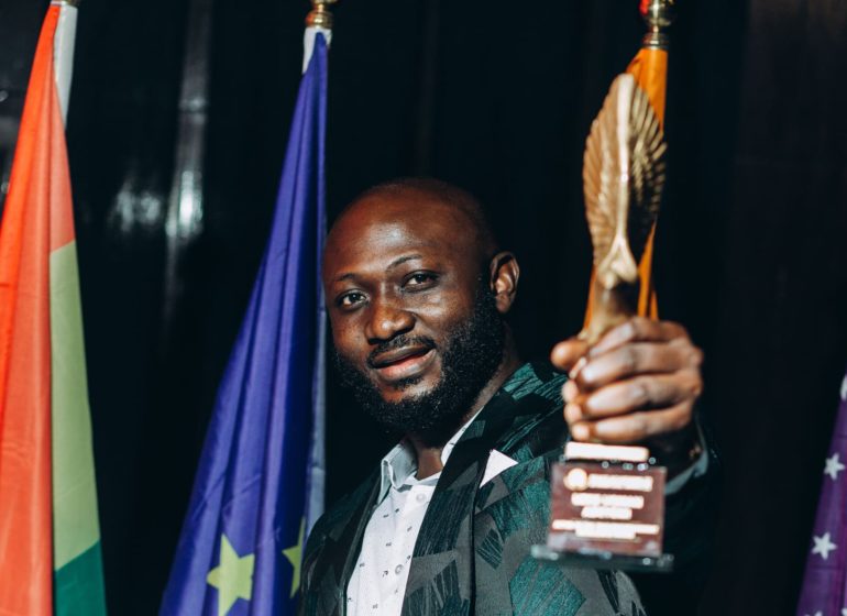 Uzee Usman wins 'Actor of the Year' at Peace Achievers' Awards