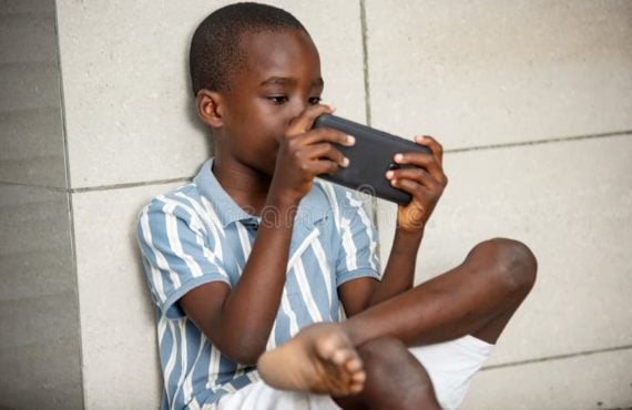Here are screen time rules that work for Nigerian kids